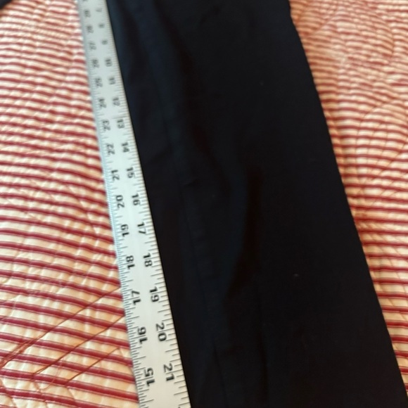 Black Skinny Jeans with Sleek Fit - Picture 5 of 6